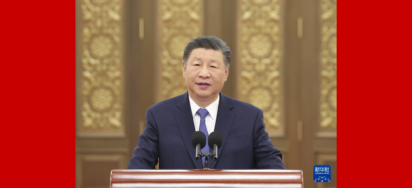 習近平接見探月工程嫦娥六號任務參研參試人員代表并參觀月球樣品和探月工程成果展覽
